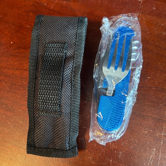 NWOT Utensil Swiss Army Knife - Picture 5 of 5